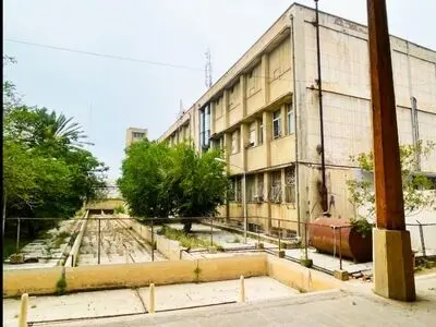 مخابرات شیراز عمارت دیوانخانه وکیل را تخلیه نمی‌کند