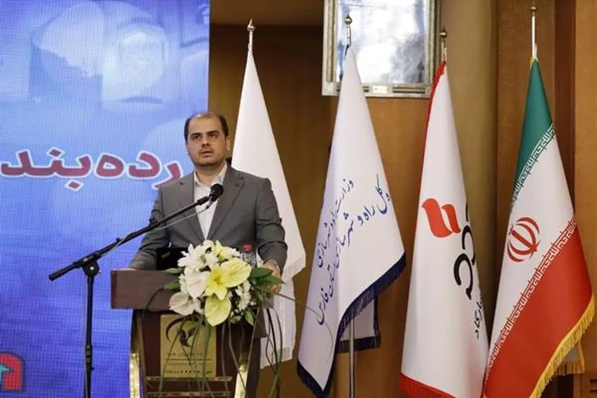ردهمایی مدیران عمرانی جنوب کشور در نخستین همایش تخصصی رده‌بندی عملکردی پیشرفته قیر +PG در شیراز