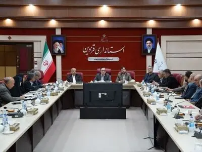 معلمان برای حل مسائل اجتماعی و توسعه استان نظر بدهند