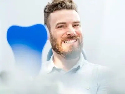 لمینت دندان بهتر است یا کامپوزیت؟