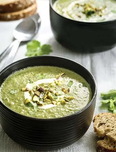 طرز تهیه سوپ سبزی؛ مقوی و لذیذ