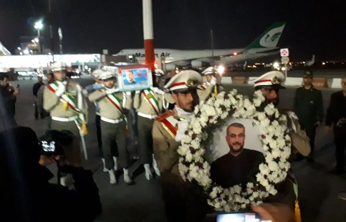 پیکر شهید امیرعبداللهیان وارد مشهد شد