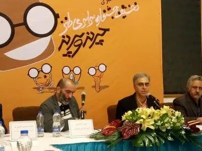 طنزنویسی از وقایع اجتماعی جلوتر است/رویداد طنزی که به دنبال خردورزی است