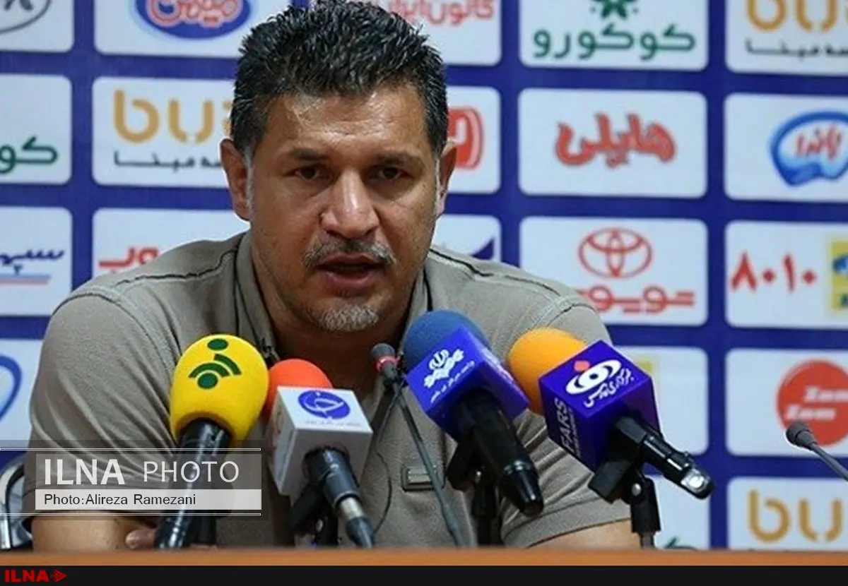 دایی: مگر جذامی هستیم که با مردم عکس نگیریم؟/ شجاعی دردهای جامعه را گفت