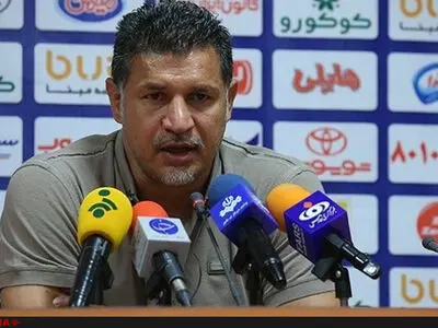 دایی: مگر جذامی هستیم که با مردم عکس نگیریم؟/ شجاعی دردهای جامعه را گفت