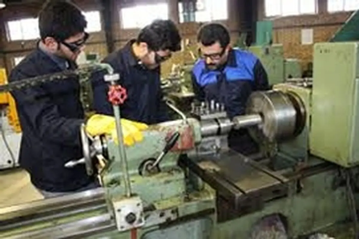 تجهیزات و فناوری در بهره وری نقش ندارد؛ آموزش مهمترین اصل برای درآمدزایی است