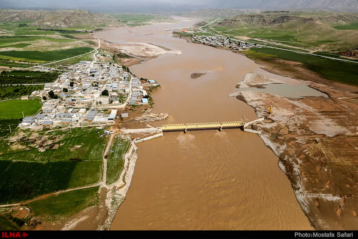 نگهداری و رهاسازی آب در خوزستان غیرممکن است/ ۲۵۰ هزار نفر در خطر سیل قرار دارند / تخریب ۱۴ هزار کیلومتر از راه‌های لرستان، گلستان و خوزستان