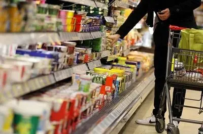 فعالیت ۵۰ درصدی فروشگاه‌های زنجیره‌ای از ۲ فروردین/ قیمت کالا‌ها از ابتدای جنگ تغییری نداشت