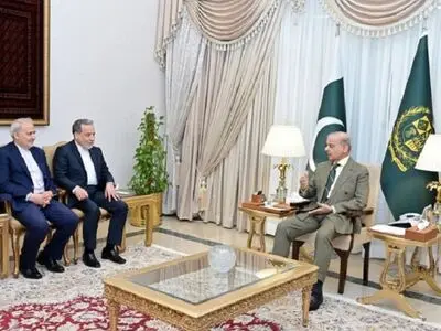 پاکستان خواستار سفر عراقچی به اسلام‌آباد در «اولین فرصت ممکن» شد