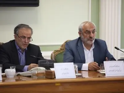 رفع برخی از مشکلات حوزه آموزش و پژوهش نیازمند اصلاح قوانین است