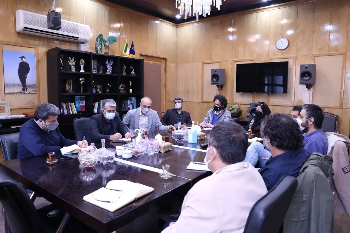 برای مستندسازی از پروژهای ملی، مستندساز کم می‌آورید