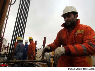 تاخیر 6 ماهه در پرداخت دستمزد 50 کارگر پیمانکارای سد سرداب  