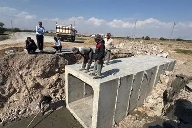 پل تخریبی ناشی از سیلاب در شهرستان دشتی مرمت شد