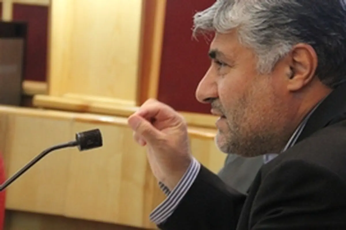 شیراز توانایی جذب گردشگر در چهار فصل سال را دارد