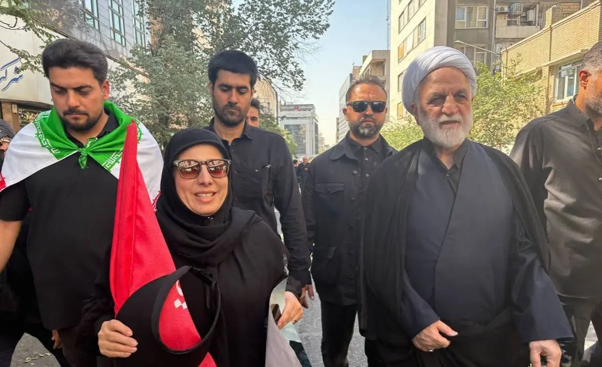 حضور رئیس قوه قضاییه در مراسم تشییع پیکر رهبر شهید انقلاب