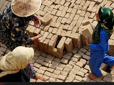 حال کارگر زن کوره پزخانه وایقان وخیم است