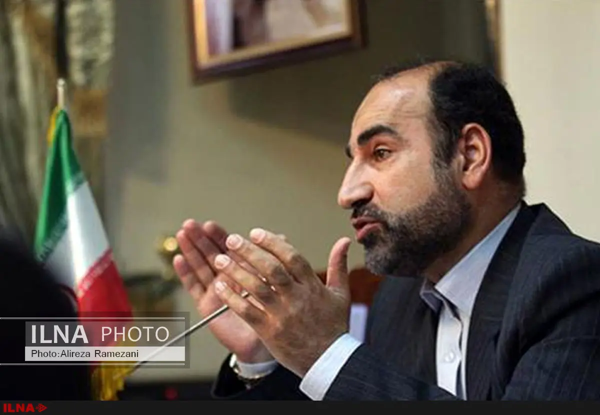 در نوشتن به وهن و غلو گرفتار نشویم/ برخی خدا را با پیامبر جمع زدند و امیرالمومنین را آفریدند