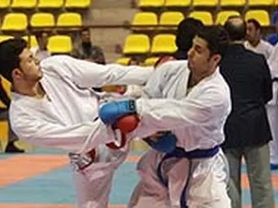  آذر خودور به قهرمانی نزدیک شد/صعود دانشگاه آزاد به رده دوم