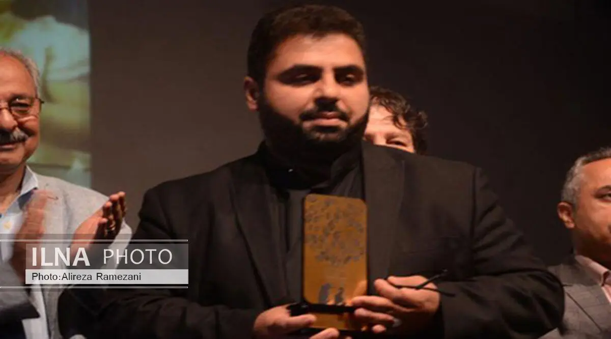 تجلیل از مدیرعامل سازمان فرهنگی شهرداری رشت 