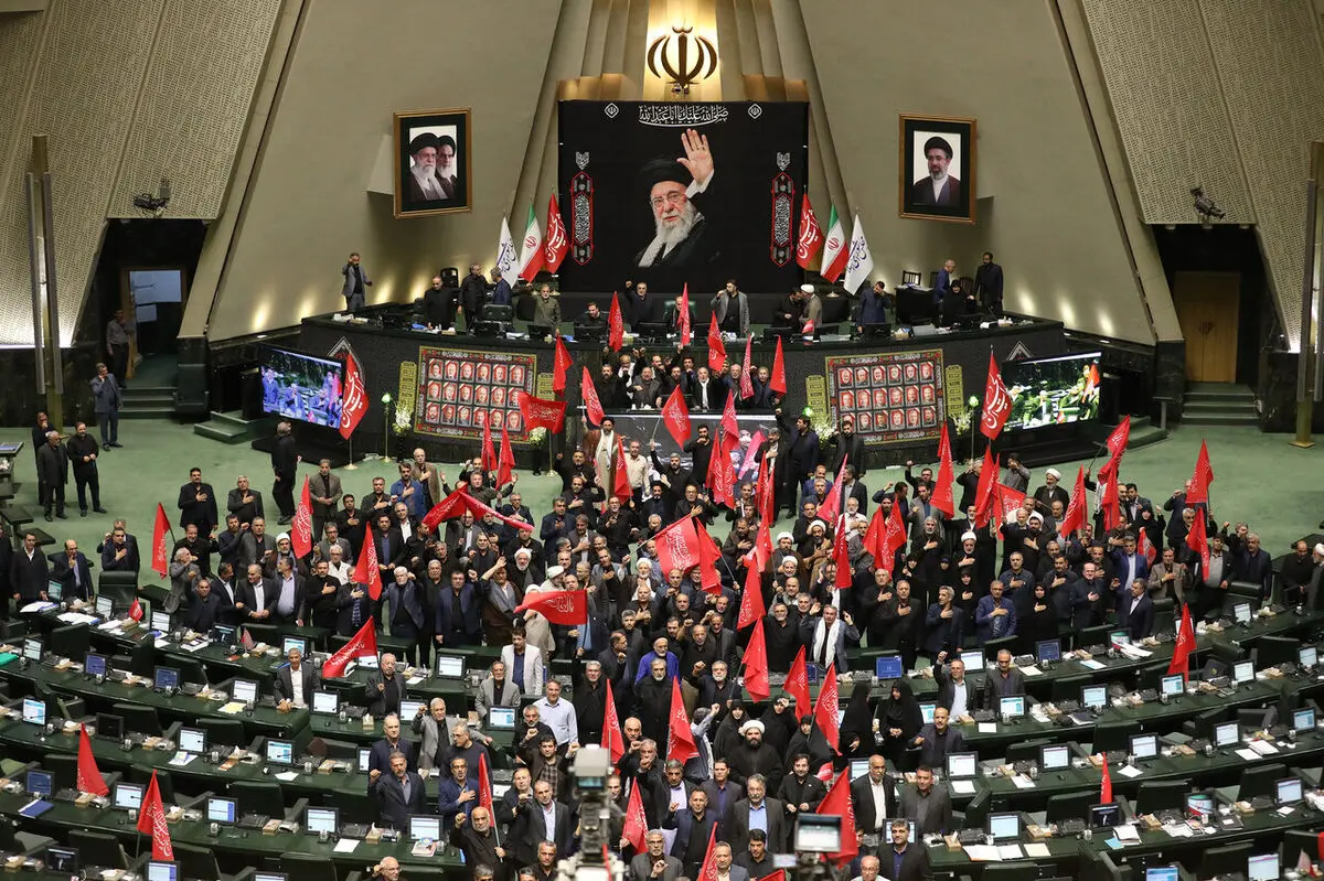 نشست علنی مجلس شورای اسلامی برگزار شد/ تصویب "سازوکار برگزاری جلسات خانه ملت در مواقع اضطرار"