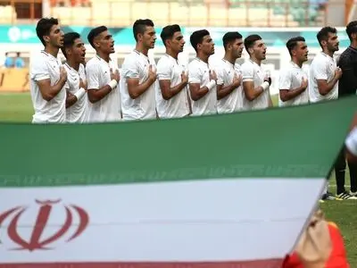 استفاده ویسی از نسخه کی روش / اشک شفر در آمد / بازتاب نمایش‌ یوزهای جوان در آسیا