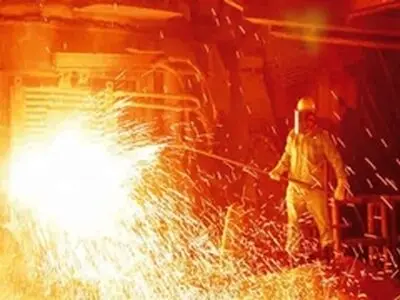 ثبت رکورد ۱۰۸ ذوب در ناحیه فولادسازی و ریخته‌‌گری فولاد مبارکه اصفهان