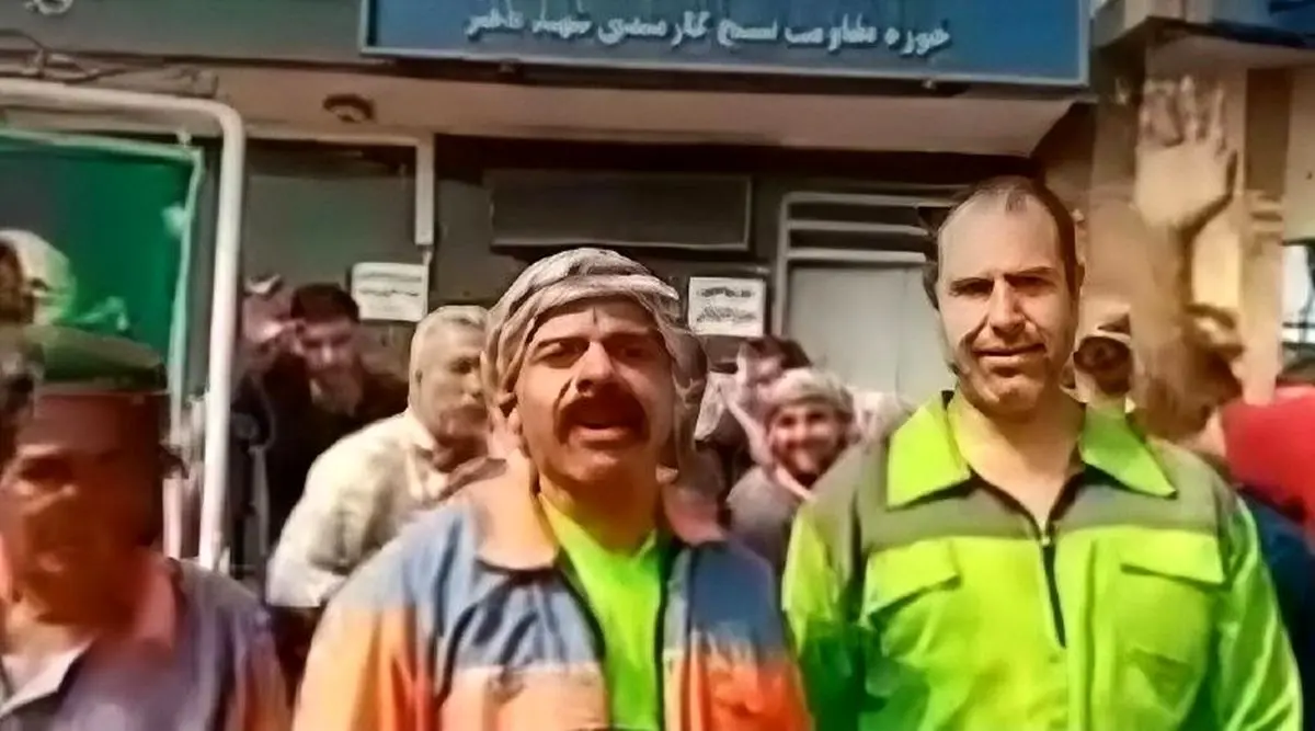 تجمع کارگران شهرداری ماهشهر/ معوقات مزدی و بیمه‌ای داریم