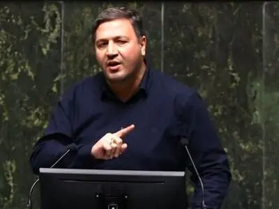 تصمیم دولت درباره بنزین «غلط» است