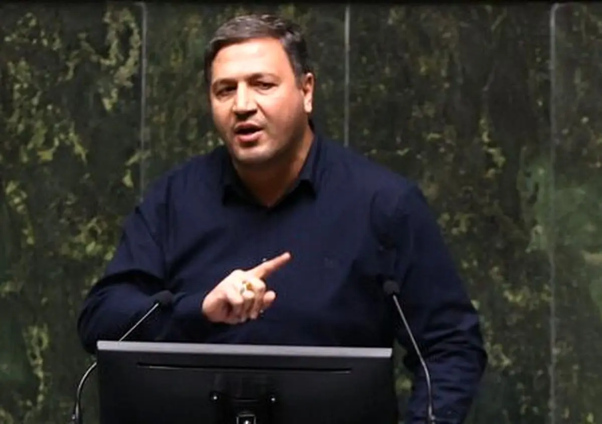 تصمیم دولت درباره بنزین «غلط» است