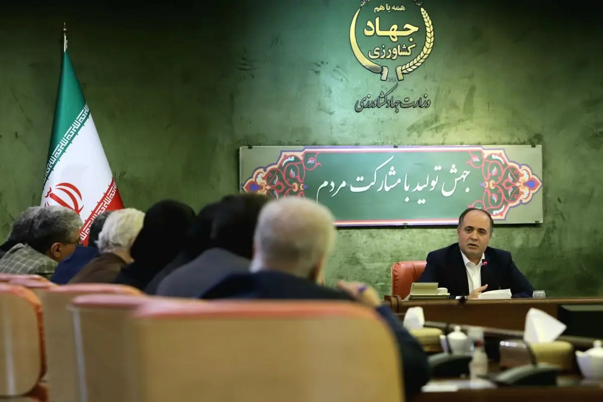 نشریات تخصصی مروج دیدگاه‌های فنی در بخش کشاورزی هستند