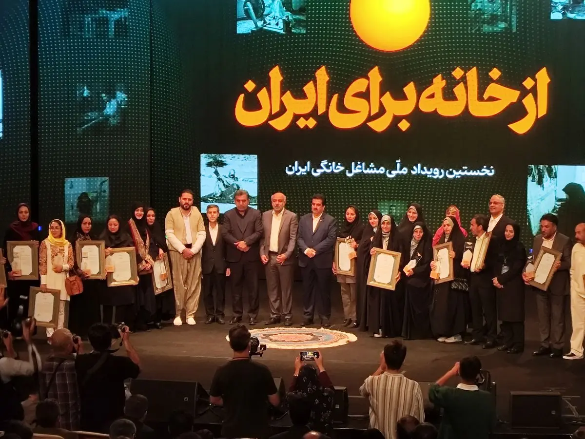 تغییرات گسترده برای جهش مشاغل خانگی در راه است/ اشتغال یک میلیون زن سرپرست خانوار در مشاغل خُرد