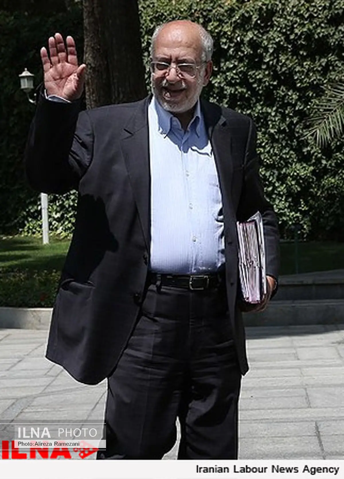 خودرو ارزان نمیشود