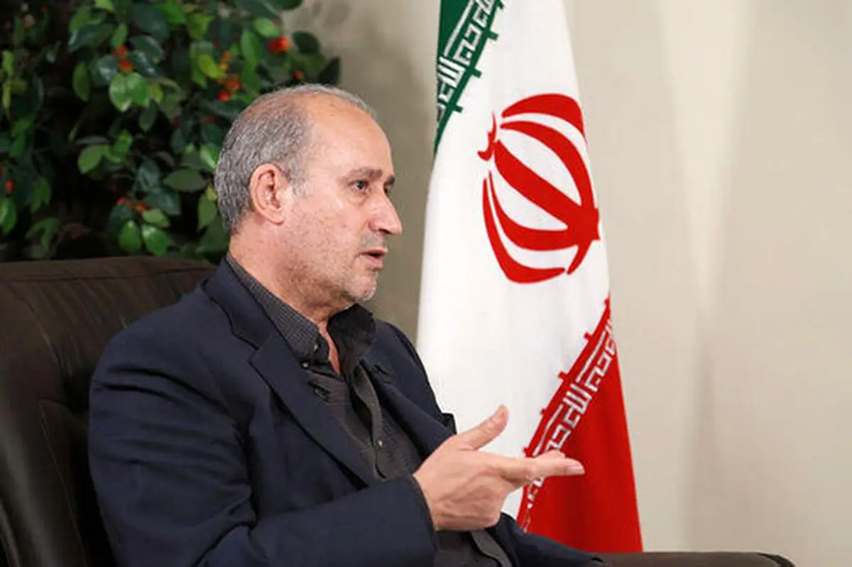 ویدیو: تاج گل رییس فدراسیون فوتبال برای شهید سلیمانی
