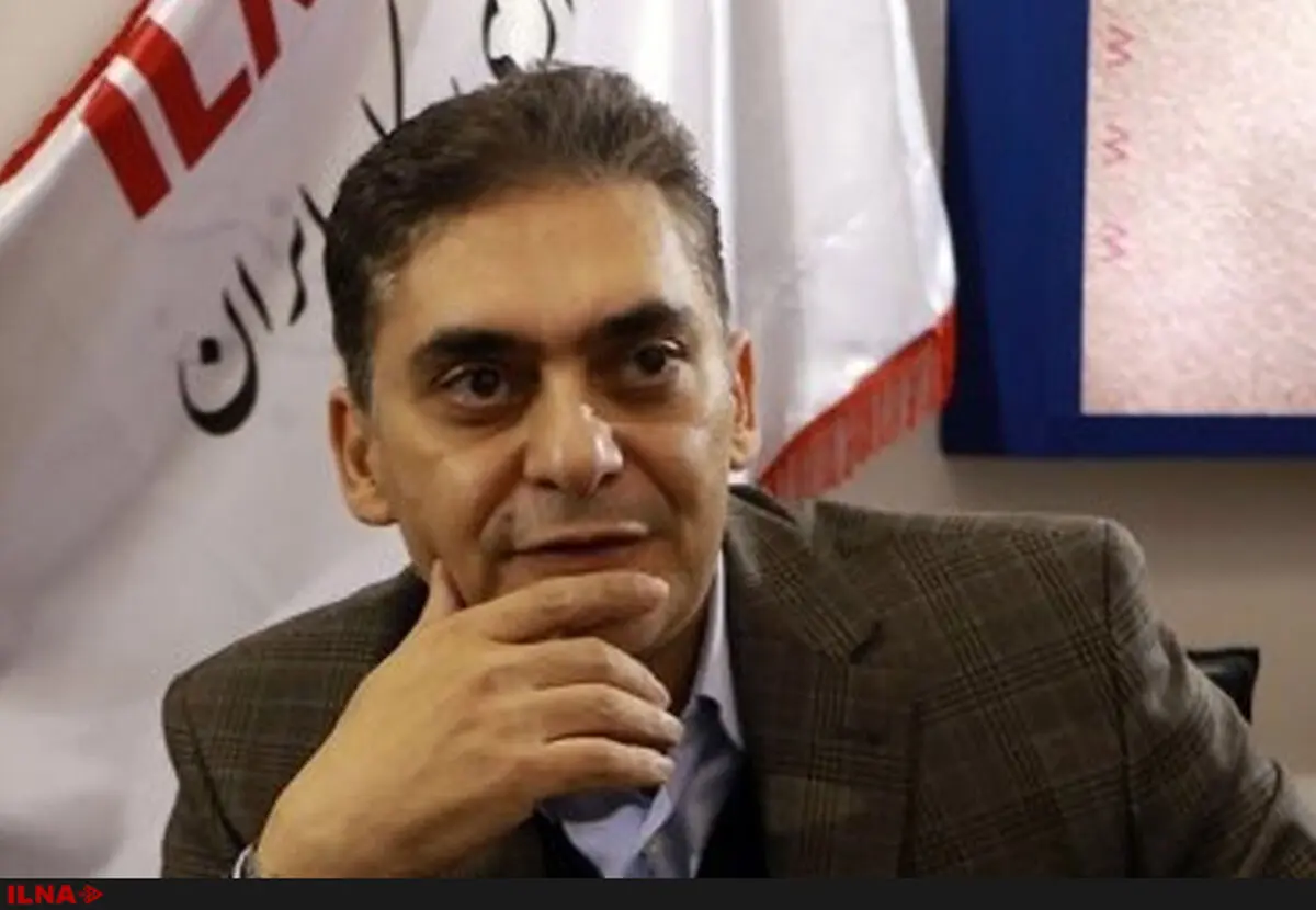 دود اختلاف بر سر پنجره گمرکی نباید به چشم بخش خصوصی برود/ وزارت اقتصاد و صنعت با هم تفاهم کنند