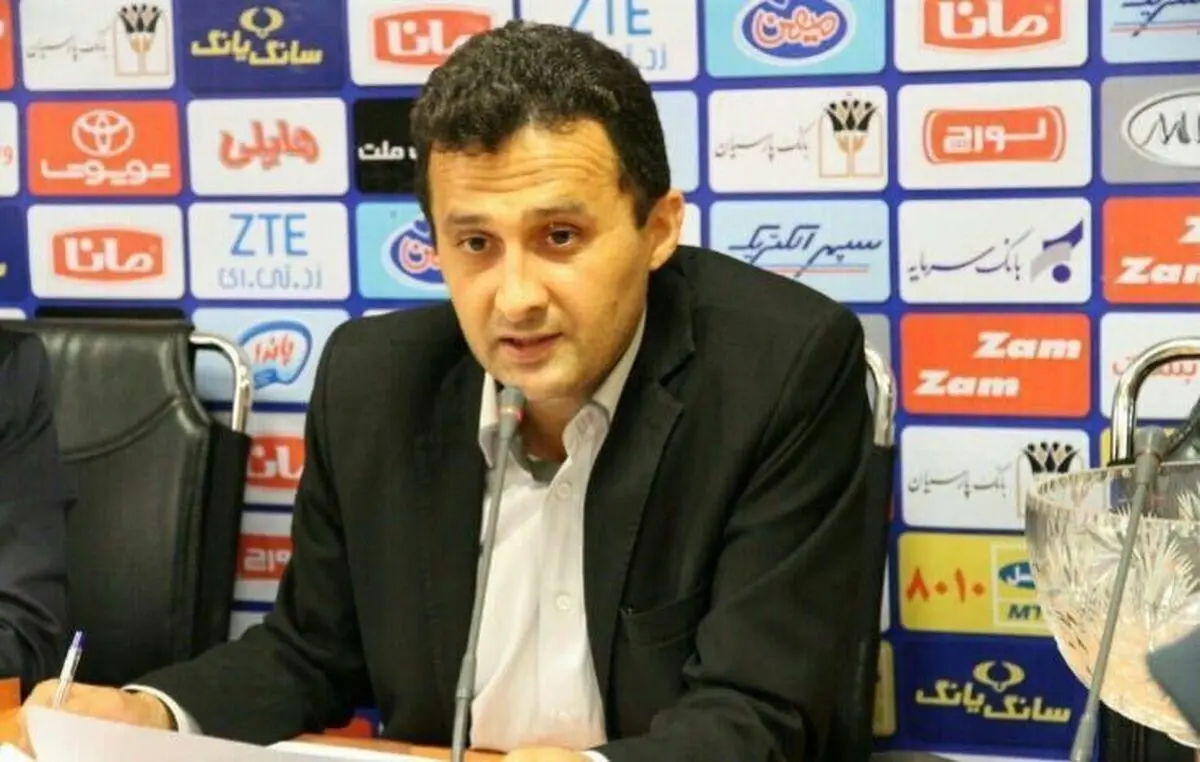 محمودزاده: ممنوعیت جذب بازیکن خارجی در تضاد با قوانین فیفا نیست