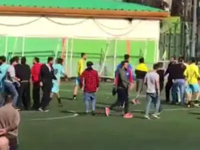 ناظر بازی جنجالی امیدهای تهران: چاقوکشی در کار نبود اما کتک کاری چرا