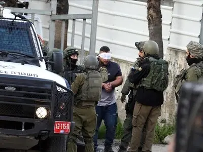 بازداشت ۲۱ فلسطینی  در کرانه باختری اشغالی 