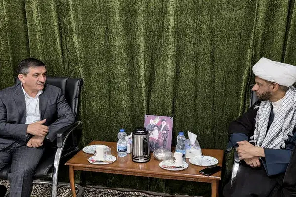 دیدار مدیرعامل سازمان منطقه آزاد اروند با امام جمعه خرمشهر پس از اقدامات تجاوزکارانه رژیم صهیونیستی