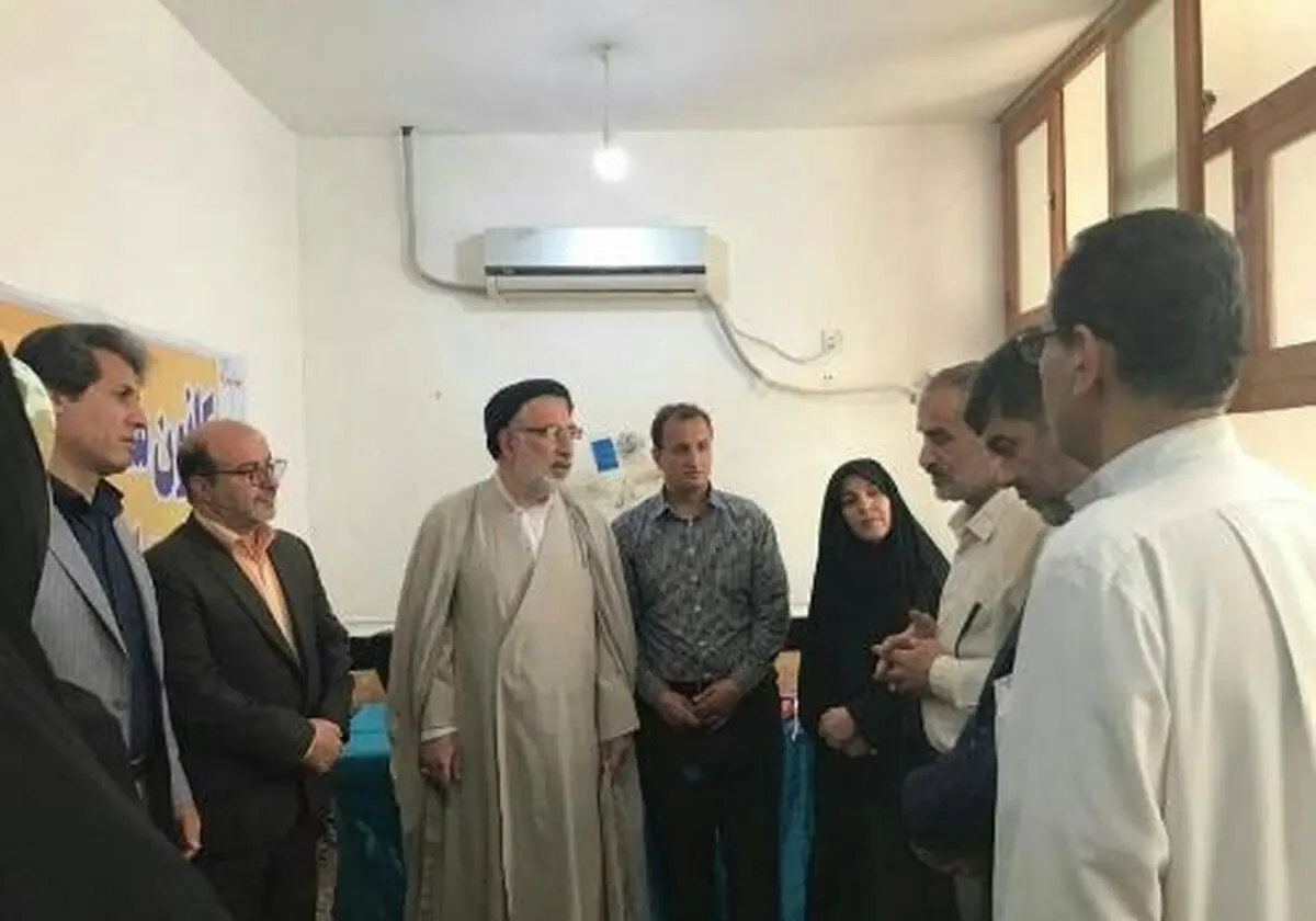 راه اندازی کانون سلامت مادر و کودک در کوی ذوالفقاری آبادان 
