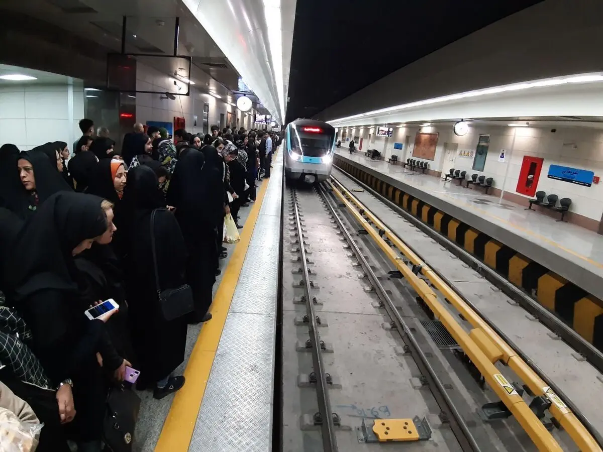 امکان تعطیلی ناوگان حمل و نقل درون شهری مشهد وجود دارد