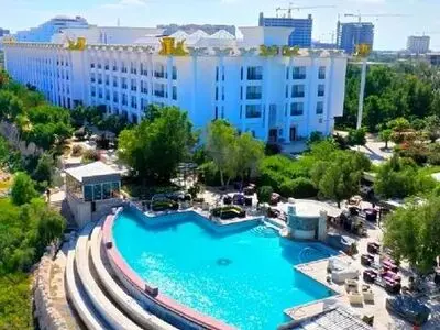 نظرات کاربران درباره‌ی هتل داریوش کیش