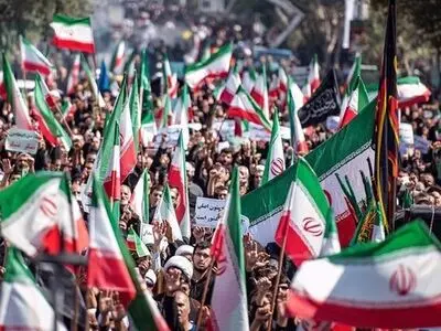 گزارش اسپوتنیک از راهپیمایی ۲۲ بهمن