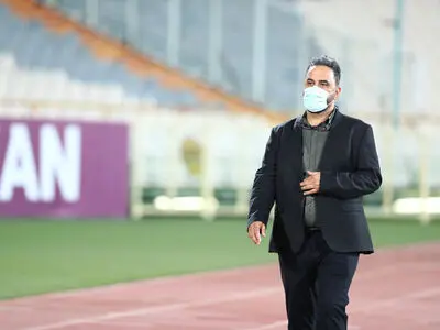 خورشیدی: عزیزی خادم انسان سالمی است/ پاداش‌های پرداختی مصوبه هیات رییسه را داشت 