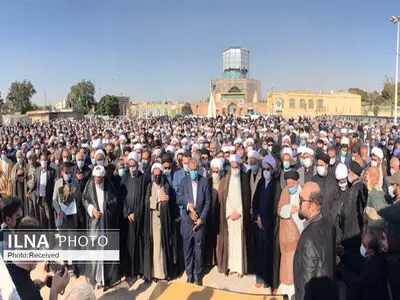 پیکر آیت الله تاکندی در امامزاده حسین قزوین به خاک سپرده شد