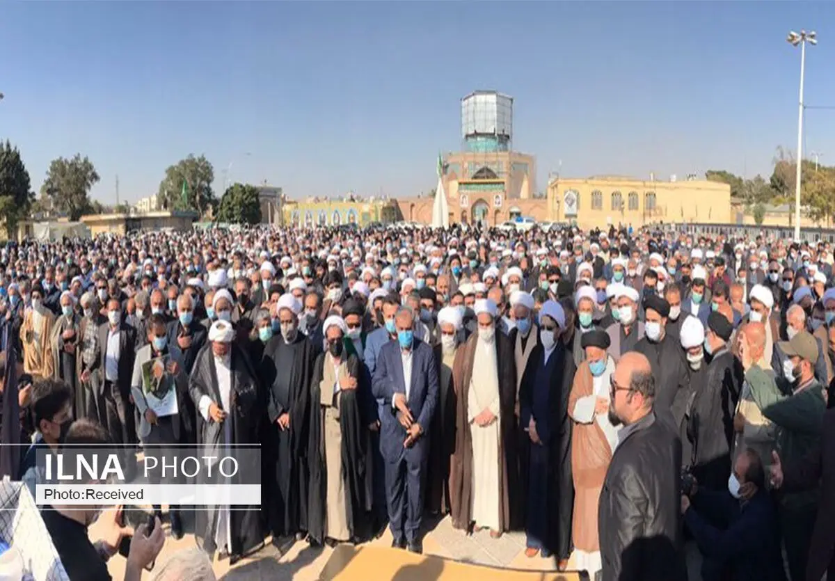 پیکر آیت الله تاکندی در امامزاده حسین قزوین به خاک سپرده شد