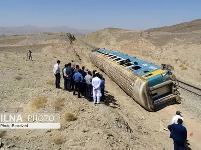 علت باز بودن پیچ‌های ریل مسیر زاهدان مشخص نیست/  پیچ دزدی در این منطقه سابقه ندارد/ راه آهن مسئول برقراری سلامت فنی مسیر ریلی است/ کیفیت واگن‌ها تعداد فوتی را کاهش داد     