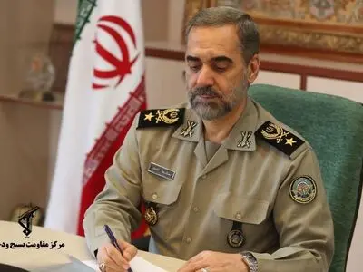 وزیر الدفاع الإیراني یعلن زیادة الصادرات وإنتاج المنتجات العسکریة
