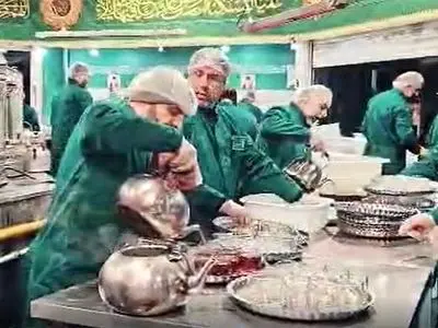 حضور معنوی کارکنان پتروشیمی بوعلی سینا در حرم مطهر امام رضا(ع)