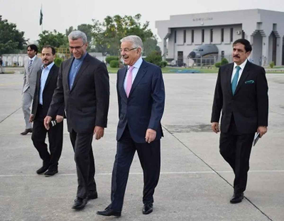 Pakistani Foreign Minister is in Iran to discuss new US policy for Afghanistan