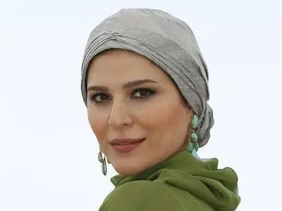 چهره و استایل عجیب و جنجالی سحر دولتشاهی در یک سریال + فیلم